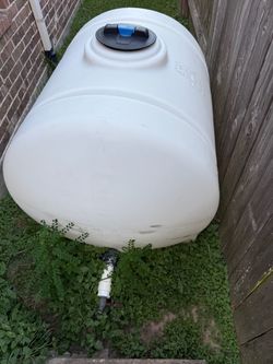 Water tank / water tote