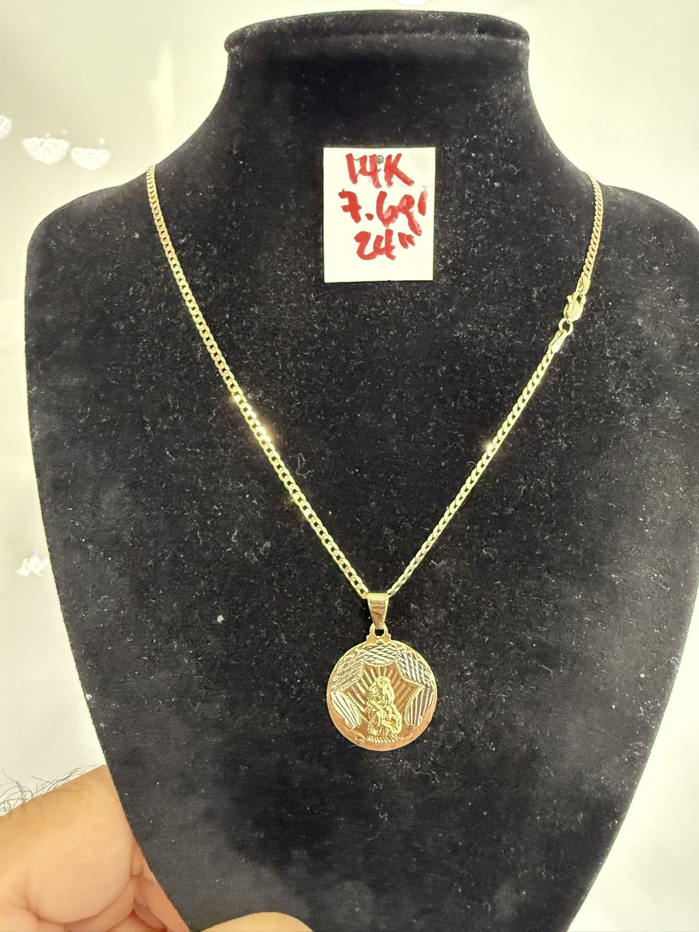 14K Solid Gold Chain and Pendant 7.6Gr 24 Inches Long 