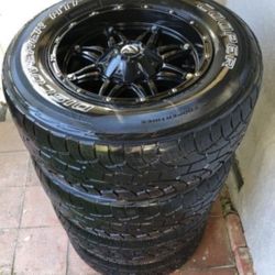FUEL (F) Rims And Tires GMC/Chevy Silverado/Tahoe/Suburban/GMC/YUCON /  265/65/18 tires 6 lugs 18 in