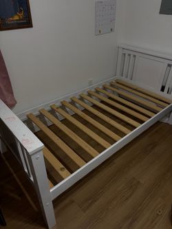 White Wood Twin Bed Frame with Slats