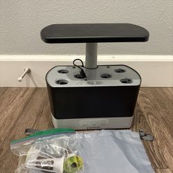 Aerogarden Planter With Seed Pods