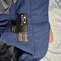 OAKLEY. NEW WITH TAGS