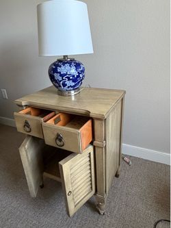 Vintage Style Accent Cabinet/Night Stand