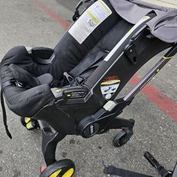 Doona Car Seat/Stroller