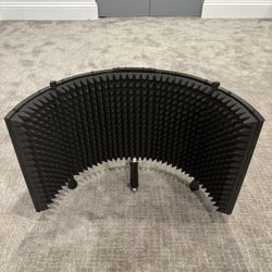 Microphone Isolation Shield / Vocal Booth