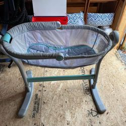 Bassinet  That Reclines 