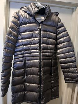 Andrew Marc long hooded down jacket size m