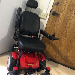 Jazzy Power Chair 2021with Extra Battery