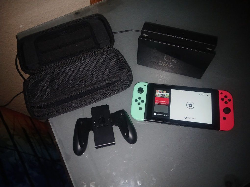 **NINTENDO SWITCH BUNDLE**