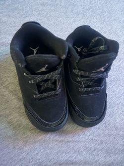 Black cat 3s , Size 7c