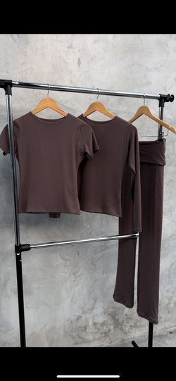 Brown Seamless Tops And Flared Pants 