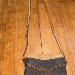 Michael Kors Purse Great Condition