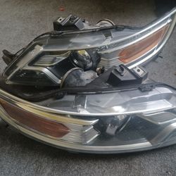 Ford Taurus Headlights 