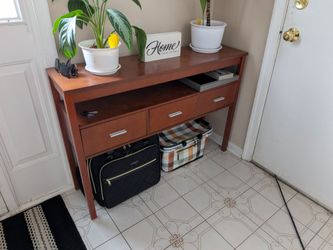 Entryway table