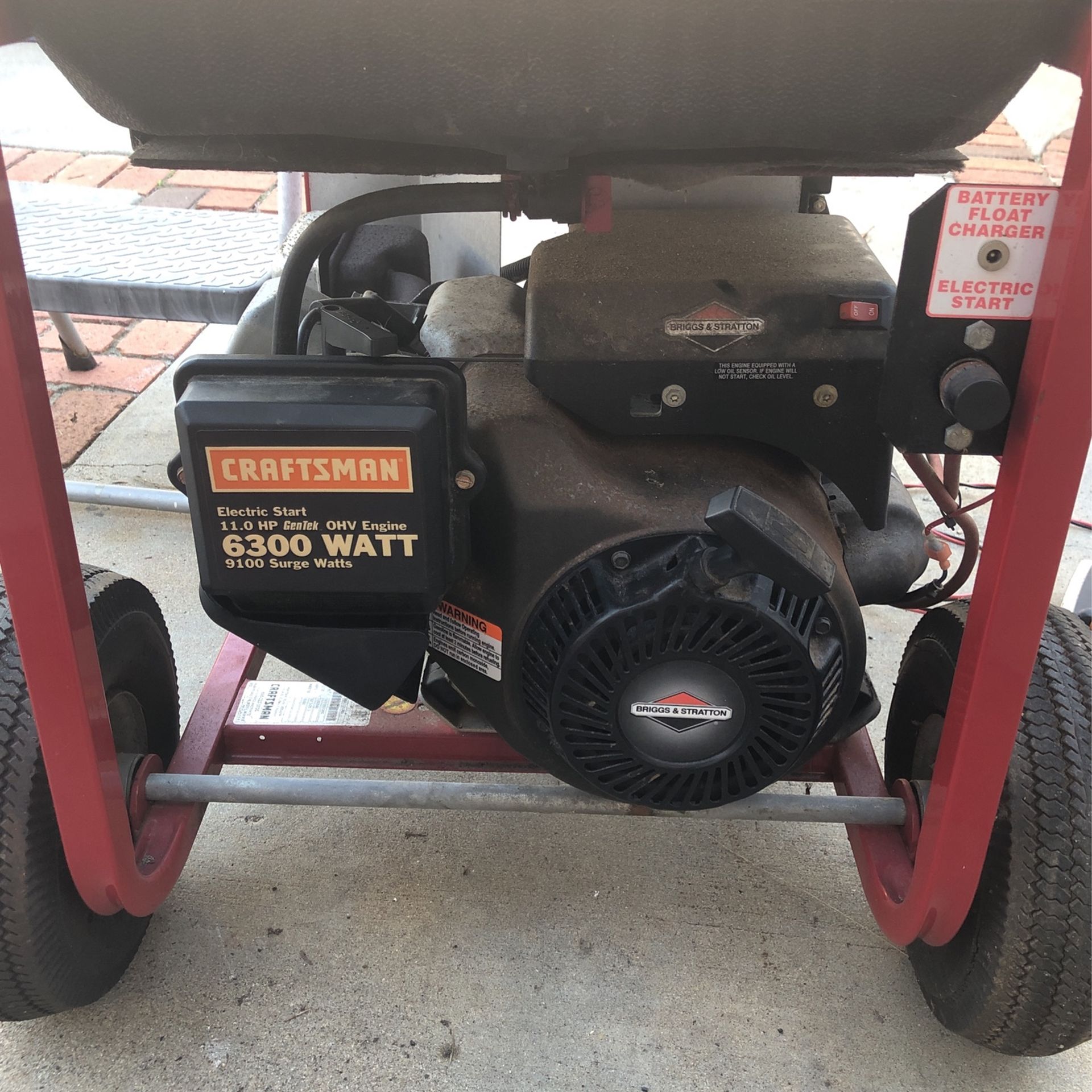 Craftsman 6500 Watt generator. Like New