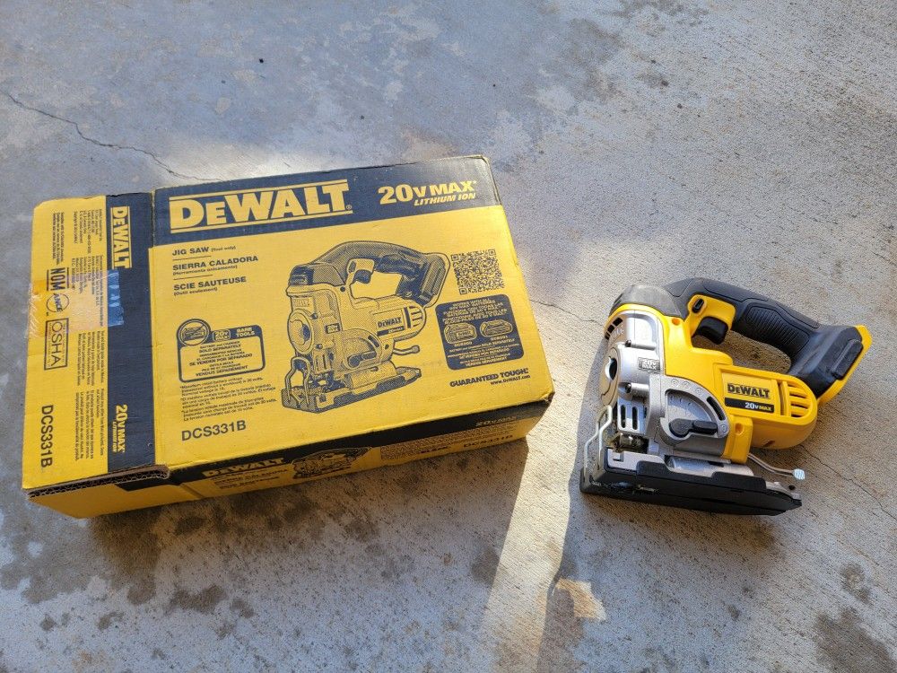 Jigsaw Almost New