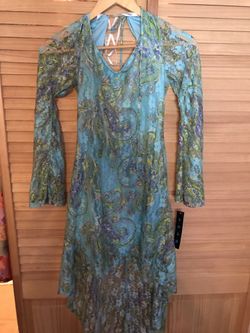 Snap sheer lace high fringe and long back