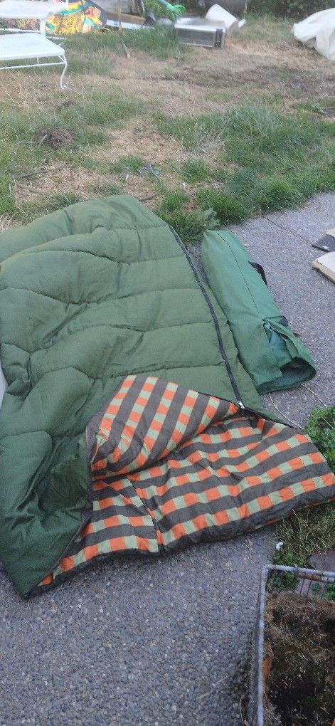 Nice Large Roomy Sleeping Bag And Sturdy Sleeping Cot