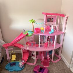 Barbie Doll Dream house 