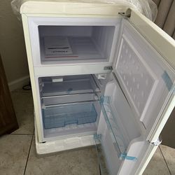 Fridge - Freezer - Brand New.   Never Used