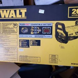Dewalt 1800W portable power station