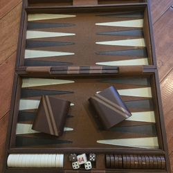 Vintage Backgammon Set ( 1974 Millard Hopper Adbriged) 