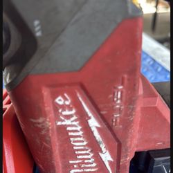 Milwaukee Tools 