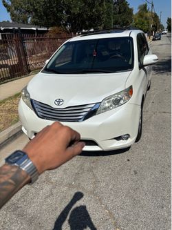 2014 Toyota Sienna