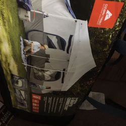 8 person Tent two bedroom fits two queen size air beds