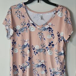 1X Ladies Floral Tshirt V- neck blouse Plus 