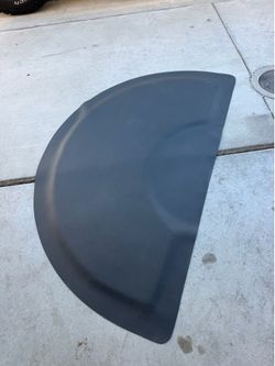 half circle barber/stylist anti fatigue mat