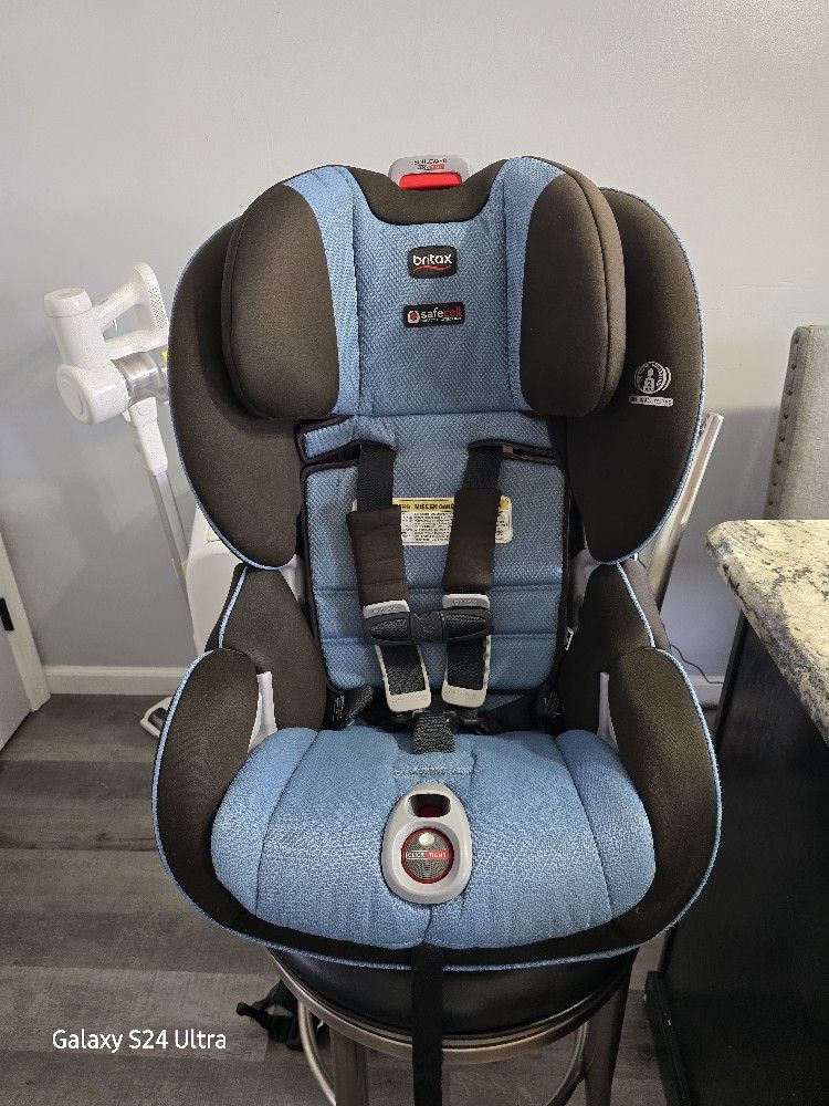 Britax Boulevard Convertible Carseat