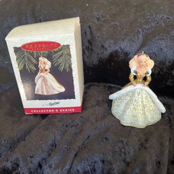 Hallmark Keepsake Ornaments Holiday Barbie Wearing A Spectacular Holiday Gown 94