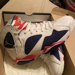 AIR JORDAN 7 RETRO 304775 123  Men’s Size 10