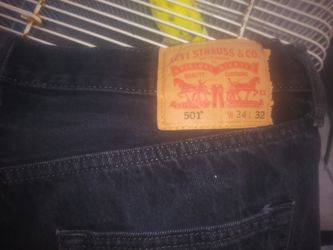 Black Levi pants 34"32