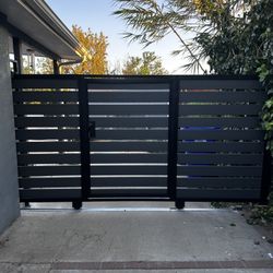 Trex Gate With Door