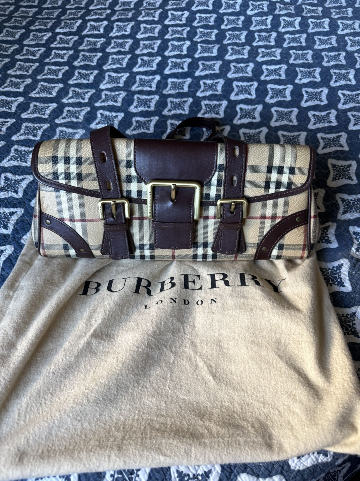 Burberry Hand Bag Purse With Cloth