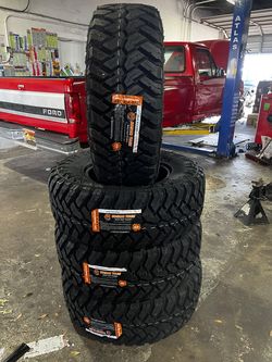 4 new tires 35/12.50/18 cosmo mud kicker