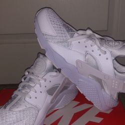 Nike Huaraches White Sz 10 