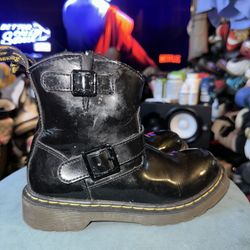 Dr Martens Kids Size 1 Pre Owned 