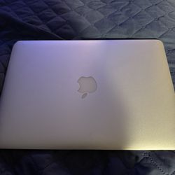 MacBook Air 13”