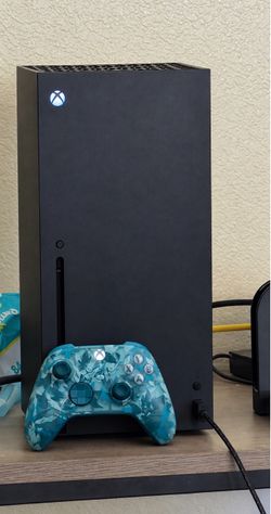 Xbox Series X Bundle 4 games