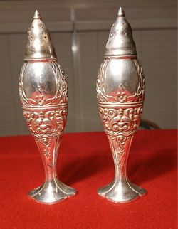 Vintage Harmony House 'Sweetheart' Salt and Pepper Shakers By Masco
