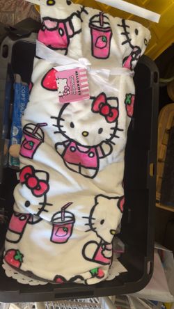 Hello Kitty Blanket