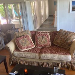 Velvet Couch Red Cute Paisley 