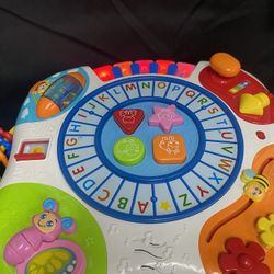Toddler Learning Station 