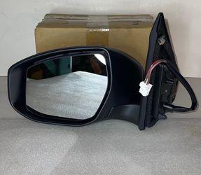 Nissan Sentra Driver Side Power / Heat Mirror for 2013 to 2015