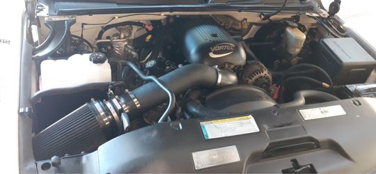 Chevy Silverado gmc Sierra cold air intake Kit (brand new) 99-06