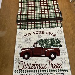 Christmas Table Runner - $5