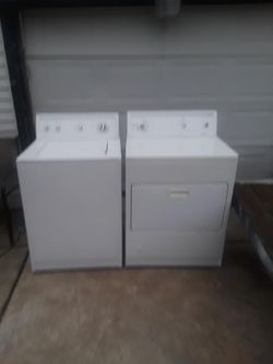 Kenmore washer and dryer matching set
